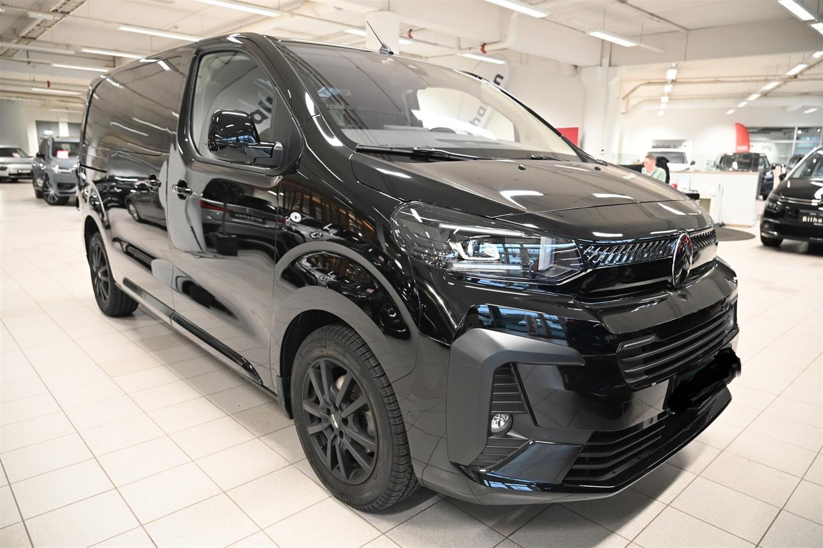 Citroën Jumpy 2.0 HDI 177 ch /Proff FACELIFT Black Edition / 2024 /6 590 km/ Automatique /Diesel