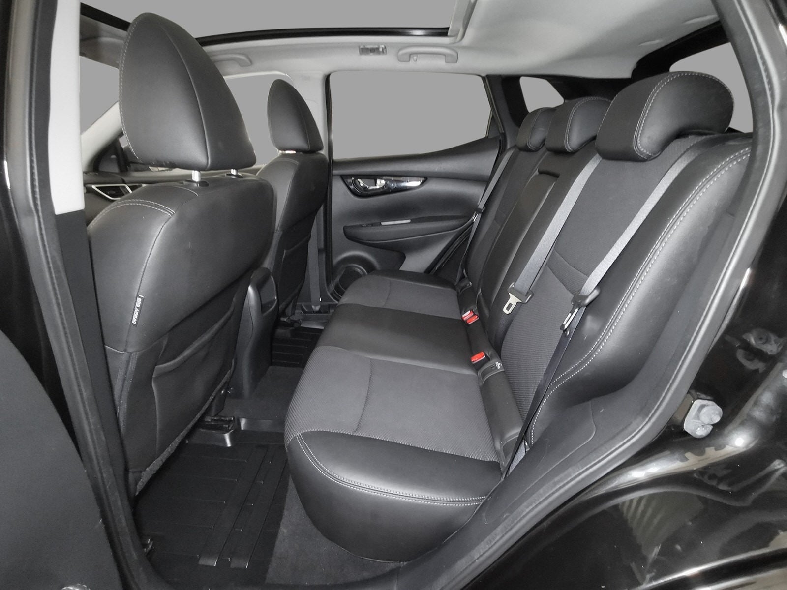 Nissan Qashqai – Image 9