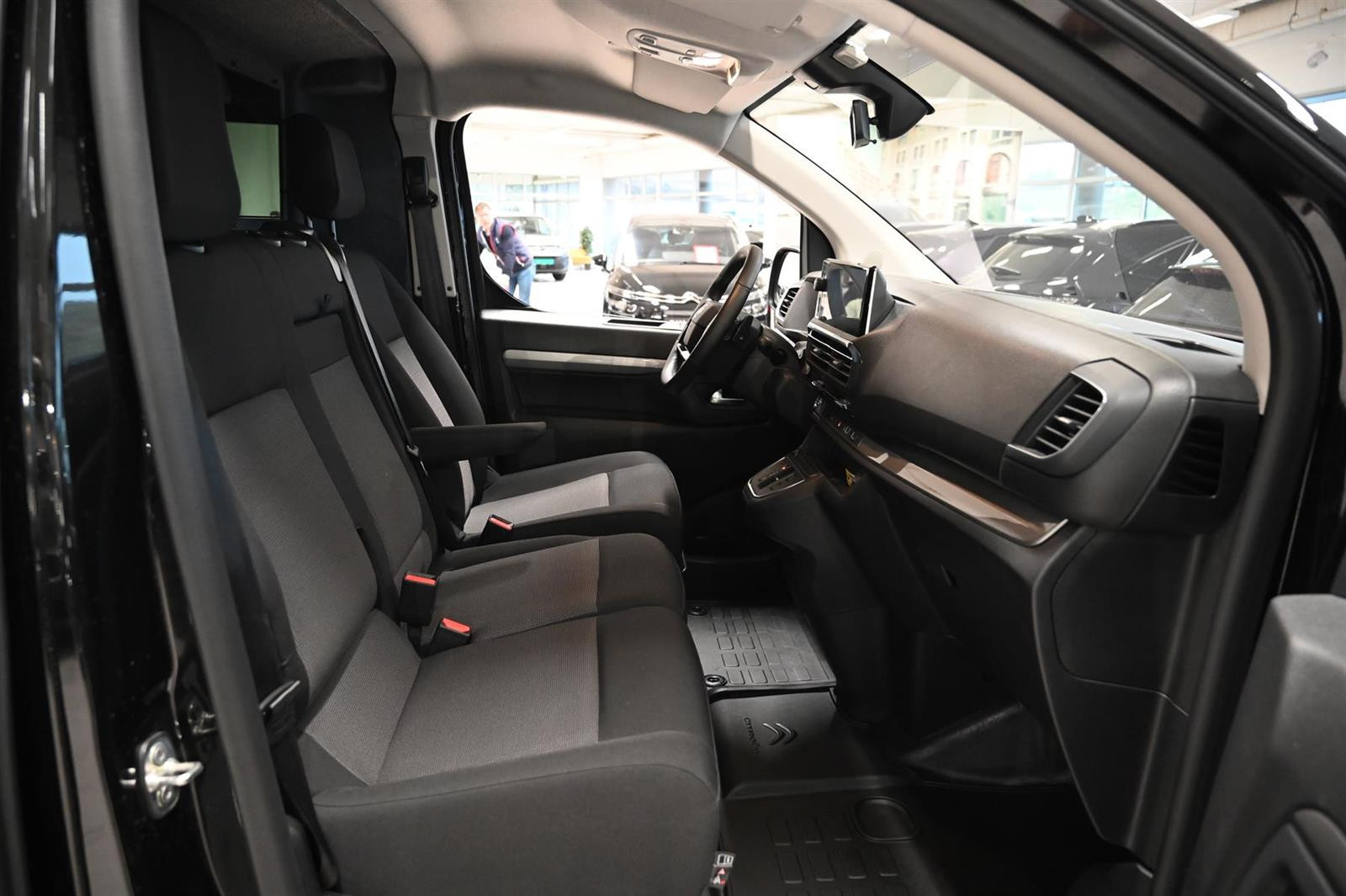 Citroën Jumpy 2.0 HDI 177 ch /Proff FACELIFT Black Edition / 2024 /6 590 km/ Automatique /Diesel – Image 8