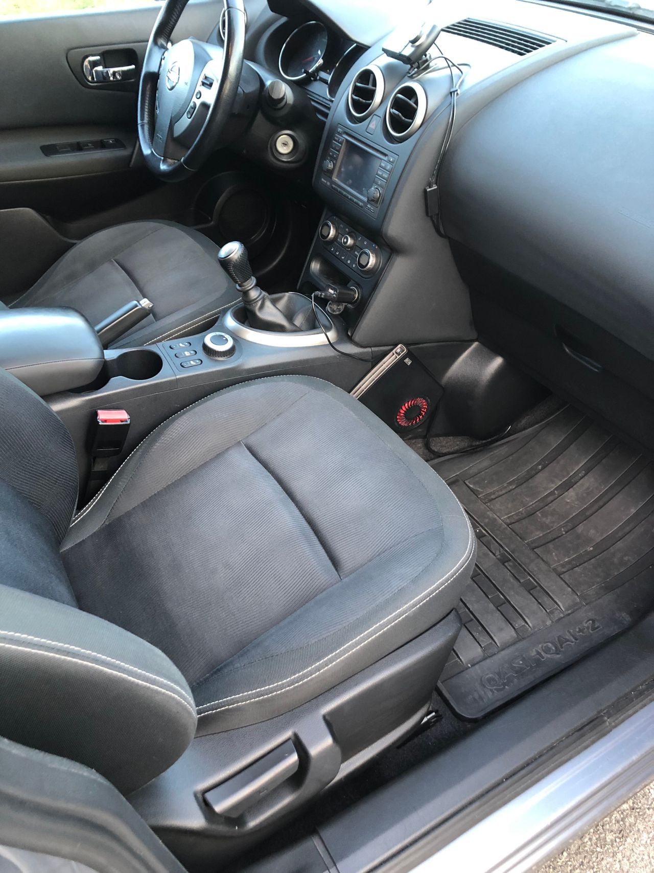 Nissan Qashqai +2 – Image 17