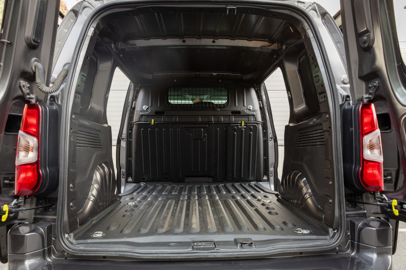 Citroën Berlingo Automatique/L1/Webasto/2 portes coulissantes/ modèle 2021 – Image 17