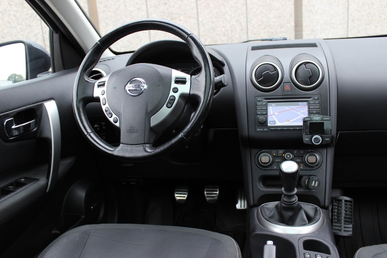 Nissan Qashqai +2 – Image 17