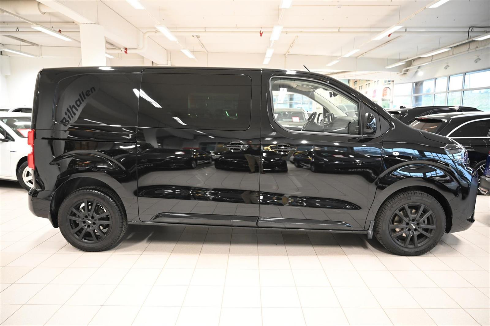 Citroën Jumpy 2.0 HDI 177 ch /Proff FACELIFT Black Edition / 2024 /6 590 km/ Automatique /Diesel – Image 37