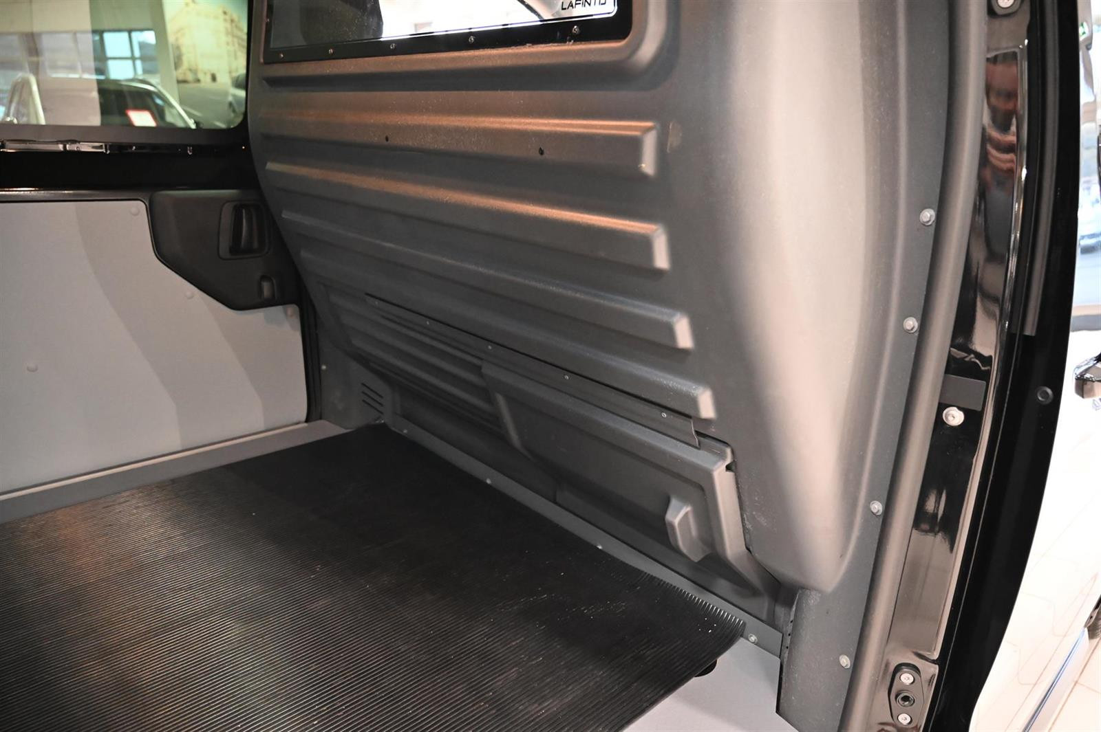 Citroën Jumpy 2.0 HDI 177 ch /Proff FACELIFT Black Edition / 2024 /6 590 km/ Automatique /Diesel – Image 10