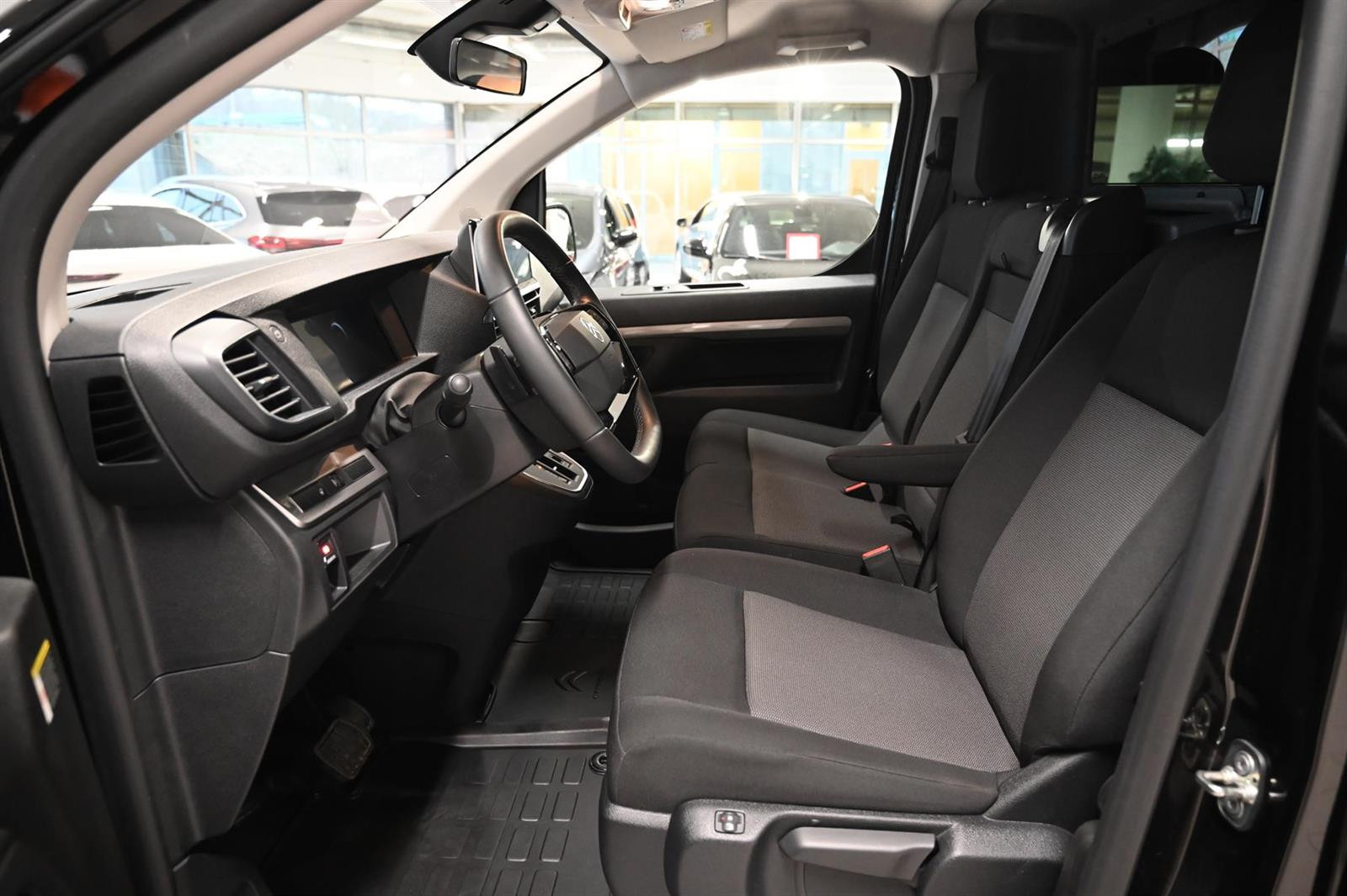 Citroën Jumpy 2.0 HDI 177 ch /Proff FACELIFT Black Edition / 2024 /6 590 km/ Automatique /Diesel – Image 29