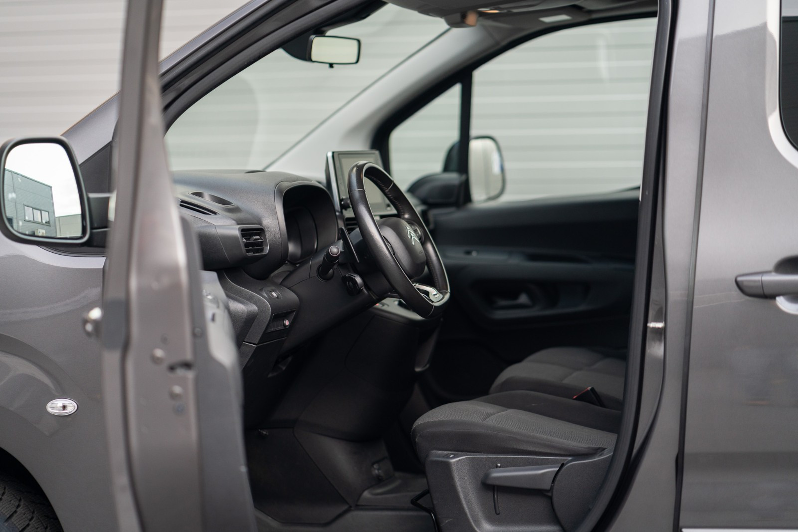 Citroën Berlingo Automatique/L1/Webasto/2 portes coulissantes/ modèle 2021 – Image 15