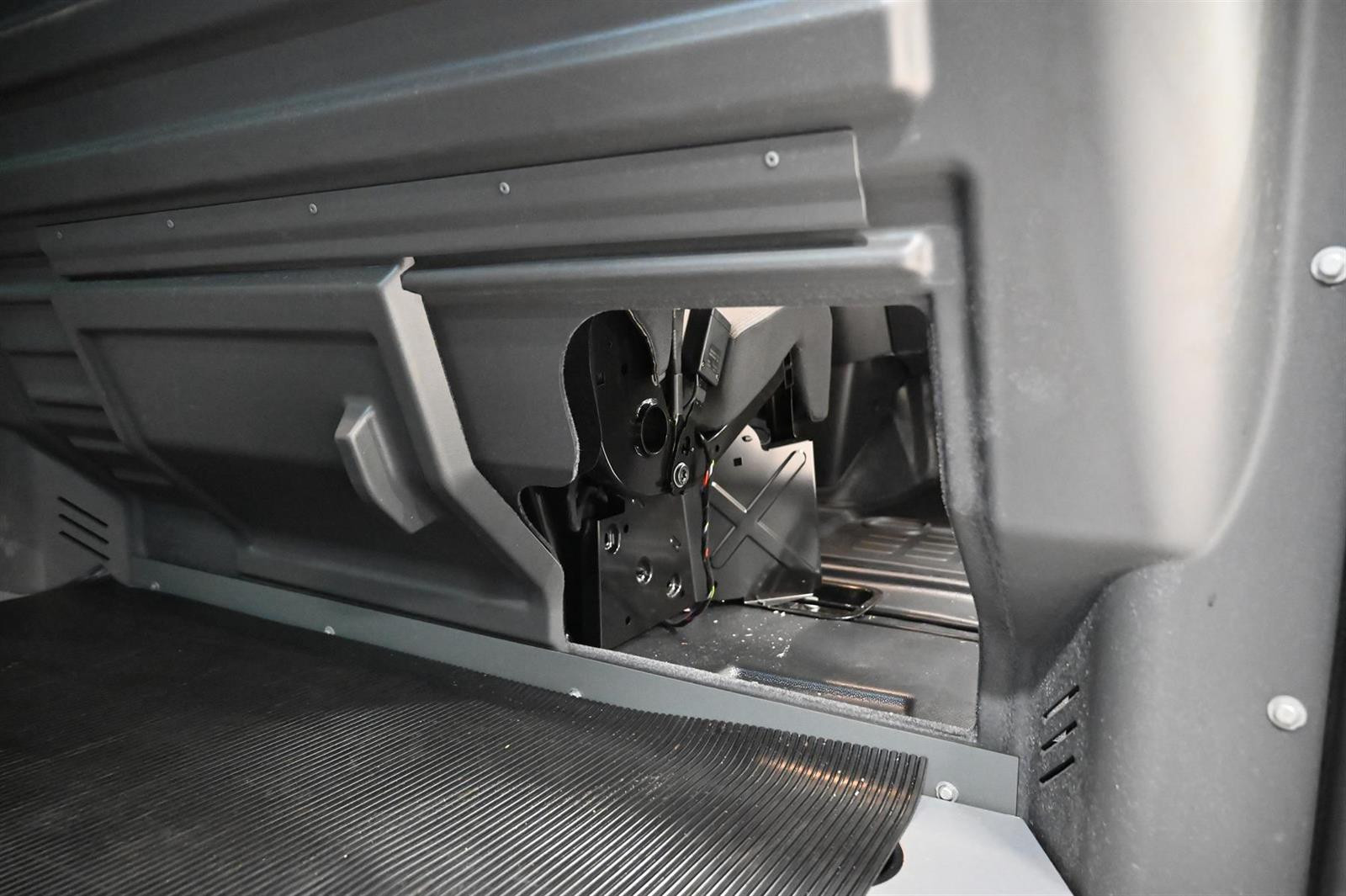 Citroën Jumpy 2.0 HDI 177 ch /Proff FACELIFT Black Edition / 2024 /6 590 km/ Automatique /Diesel – Image 9