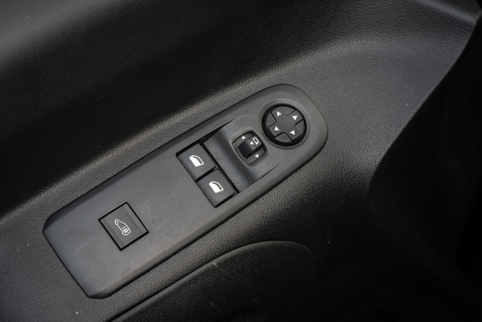 Citroën Berlingo Automatique/L1/Webasto/2 portes coulissantes/ modèle 2021 – Image 8