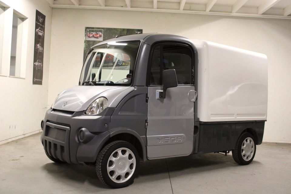 Aixam Mega Truck – Image 10