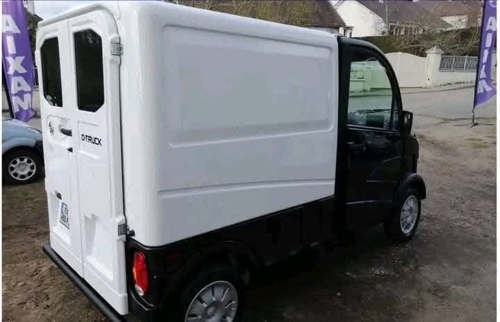 Aixam D truck – Image 3